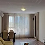 Sarafovo Deluxe 아파트 부르가스