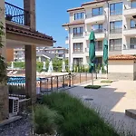 Sarafovo Deluxe